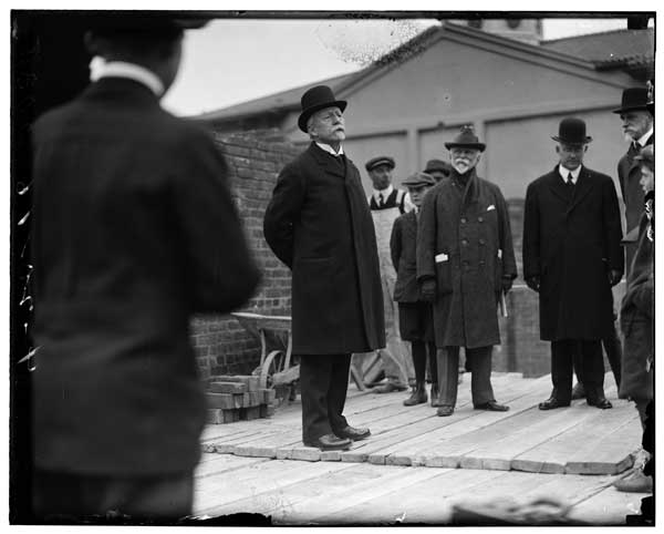 Laboratory Bldg.
Laying cornerstone.
Pres. A. Augustus Healy speaking