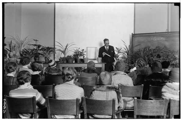 Class in "House Plants": Mr. Free conducting.