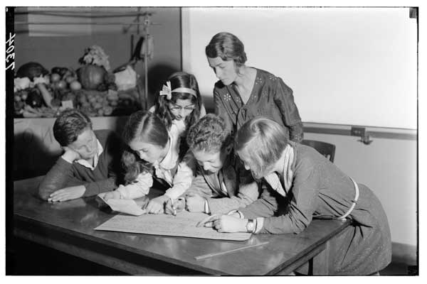 Ethical Culture School.  Visiting Class making a tree chart for field work-1931.  Group 1.