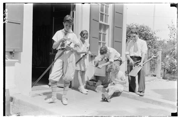 Children's Garden.
Cleaning tools.  (Note "Little man." used on spade).
Left to right, Bernard Tauber, Adele Lulince, DeForest Billyou, Eleanor Diamond, William Schwind.